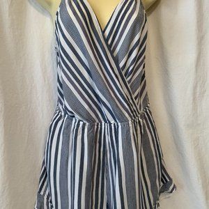 🔴 Sold- AMERICAN EAGLE Blue/White Stripe Romper Size XL